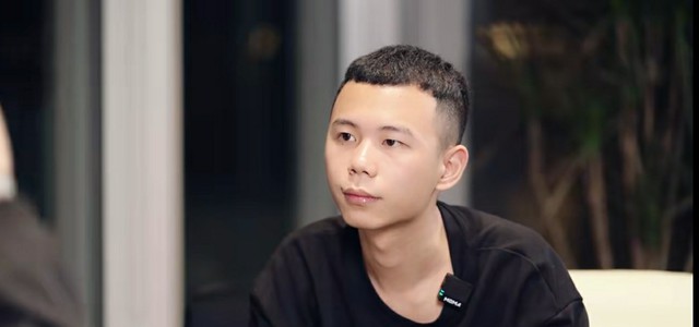 Tay trắng khởi nghiệp, chàng trai quê sinh năm 1998 kiếm được 65 tỷ đồng/năm nhờ TMĐT: ‘Ở quê tôi, người ta không quan tâm tới nỗ lực, chỉ nhìn xem bạn lái xe gì, cầm bao nhiêu tiền về nhà!’ - Ảnh 3. Tay trắng khởi nghiệp, chàng trai quê sinh năm 1998 kiếm được 65 tỷ đồng/năm nhờ TMĐT: ‘Ở quê tôi, người ta không quan tâm tới nỗ lực, chỉ nhìn xem bạn lái xe gì, cầm bao nhiêu tiền về nhà!’ - Ảnh 3.