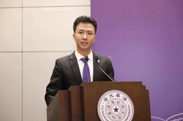 Nam sinh oằn lưng bê gạch bỗng nhận giấy trúng tuyển Đại học top đầu châu Á – 8 năm sau làm nên chuyện lớn, ai cũng phải khâm phục!
- Ảnh 4. Nam sinh oằn lưng bê gạch bỗng nhận giấy trúng tuyển Đại học top đầu châu Á – 8 năm sau làm nên chuyện lớn, ai cũng phải khâm phục!
- Ảnh 4.