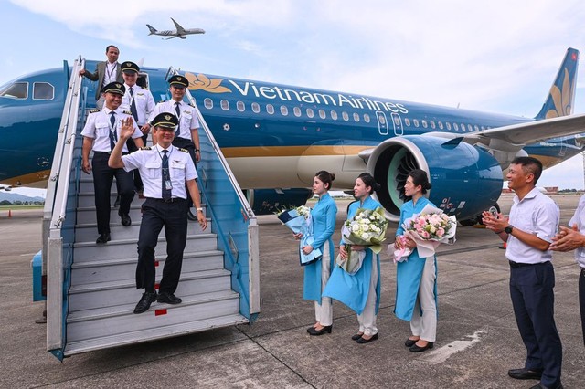 Vietnam Airlines nhận chiếc máy bay Airbus A320neo đầu tiên- Ảnh 2.