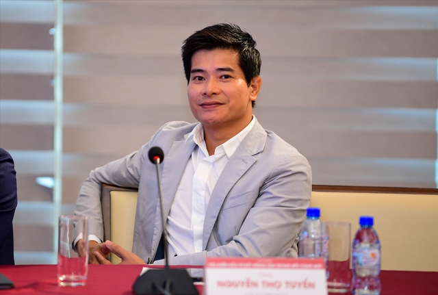 Chủ tịch BHS nói về 3 giai đoạn của dòng tiền BĐS: Vingroup, Sun Group, MIK, CapitaLand đang 'hứng' được đáy phễu, dòng tiền sẽ lan sang 4 tỉnh thành- Ảnh 1. Chủ tịch BHS nói về 3 giai đoạn của dòng tiền BĐS: Vingroup, Sun Group, MIK, CapitaLand đang 'hứng' được đáy phễu, dòng tiền sẽ lan sang 4 tỉnh thành- Ảnh 1.