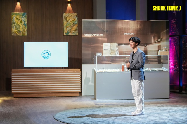 Startup 'nhà giàu vượt sướng' mở quán cơm tấm ngay trung tâm quận 1 bán 50 suất/ngày, tham vọng mở rộng sang Mỹ, Shark Hưng nhận xét mô hình 'ngây thơ'- Ảnh 1. Startup 'nhà giàu vượt sướng' mở quán cơm tấm ngay trung tâm quận 1 bán 50 suất/ngày, tham vọng mở rộng sang Mỹ, Shark Hưng nhận xét mô hình 'ngây thơ'- Ảnh 1.