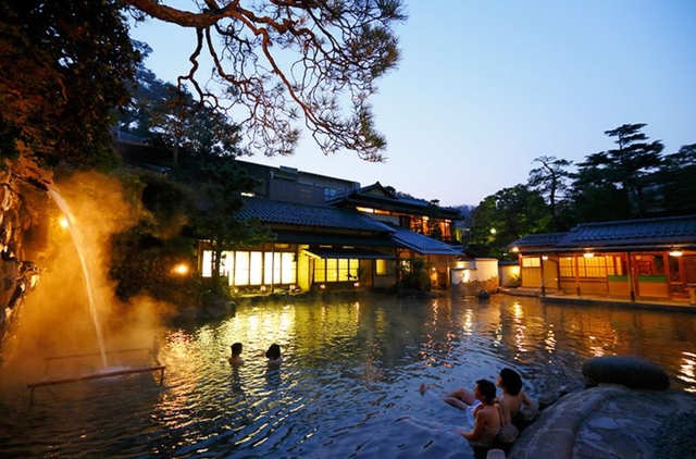 Hưởng thụ như người Nhật: Đem liệu pháp onsen nhân tạo vào nhà để thư giãn, chữa lành- Ảnh 1. Hưởng thụ như người Nhật: Đem liệu pháp onsen nhân tạo vào nhà để thư giãn, chữa lành- Ảnh 1.