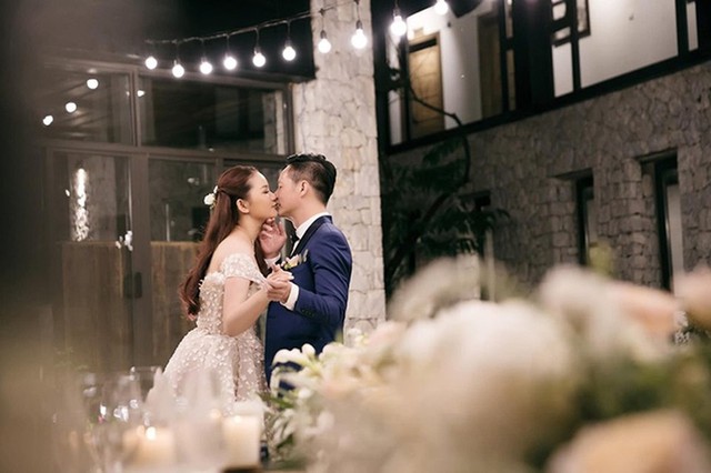 Nàng hậu lấy chồng hơn 26 tuổi: Rời showbiz, diện mạo gần 90 kg gây bất ngờ- Ảnh 1. Nàng hậu lấy chồng hơn 26 tuổi: Rời showbiz, diện mạo gần 90 kg gây bất ngờ- Ảnh 1.