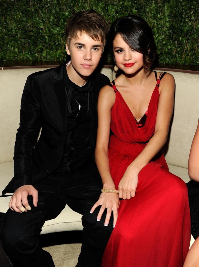 Justin Bieber bỗng xóa ảnh cũ với Selena Gomez 11 năm trước- Ảnh 7. Justin Bieber bỗng xóa ảnh cũ với Selena Gomez 11 năm trước- Ảnh 7.