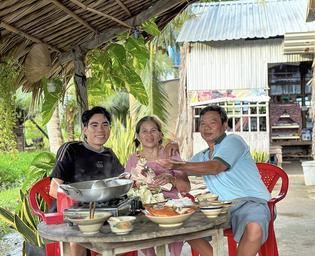 Ở thành phố thèm cơm nhà mẹ nấu, các thanh niên dọn về quê: Sáng làm vườn, chiều vào bếp “nổi lửa”- Ảnh 17. Ở thành phố thèm cơm nhà mẹ nấu, các thanh niên dọn về quê: Sáng làm vườn, chiều vào bếp “nổi lửa”- Ảnh 17.