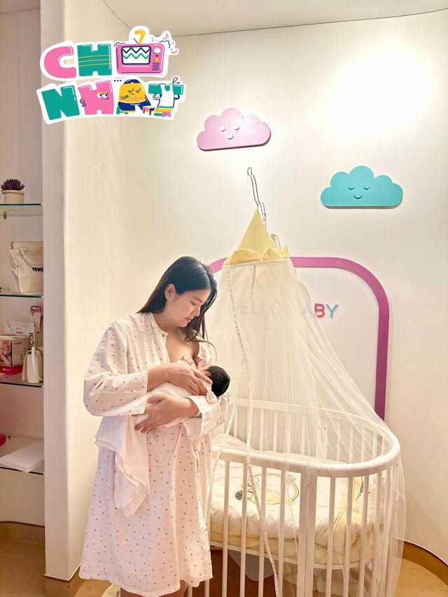 Nỗi lo lắng của Kha Ly khi chăm con đầu lòng- Ảnh 1. Nỗi lo lắng của Kha Ly khi chăm con đầu lòng- Ảnh 1.