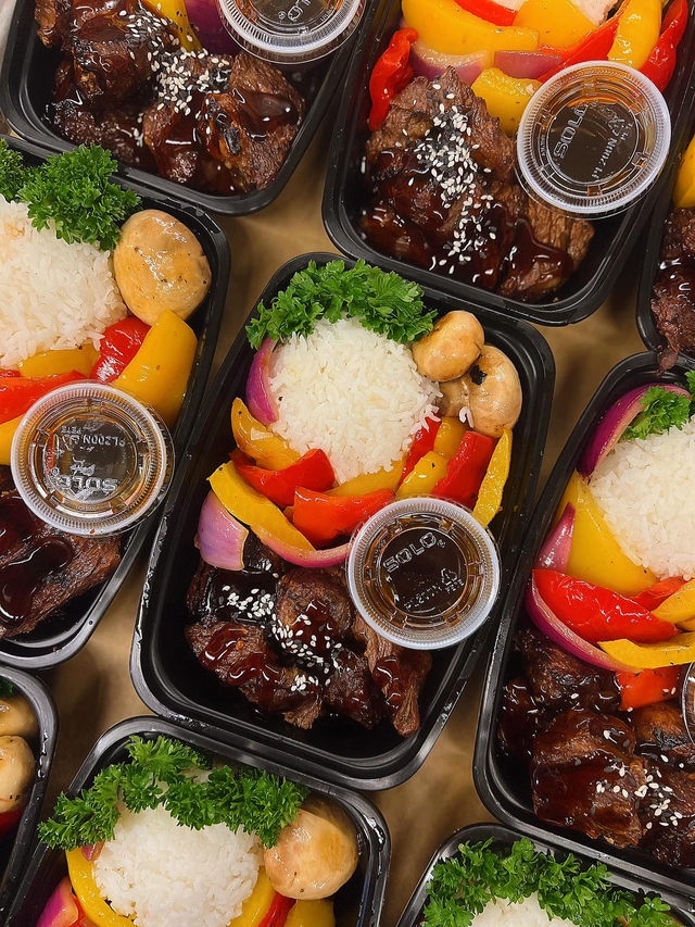 Nhà văn nổi tiếng Việt Nam sang Mỹ làm đầu bếp: Nhìn loạt món ăn đậm chất quê hương mà ai cũng thèm!- Ảnh 9. Nhà văn nổi tiếng Việt Nam sang Mỹ làm đầu bếp: Nhìn loạt món ăn đậm chất quê hương mà ai cũng thèm!- Ảnh 9.