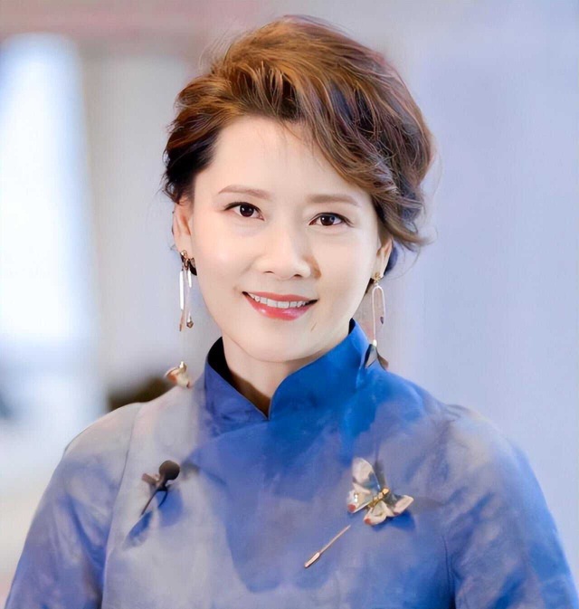 Mỹ nhân đẹp đến mức không ai dám theo đuổi- Ảnh 7. Mỹ nhân đẹp đến mức không ai dám theo đuổi- Ảnh 7.