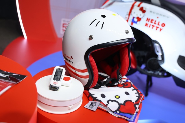 Honda Scoopy vừa có thêm bản Hello Kitty: Thiết kế đẹp lấn át SH Mode, giá chỉ hơn 40 triệu đồng- Ảnh 9. Honda Scoopy vừa có thêm bản Hello Kitty: Thiết kế đẹp lấn át SH Mode, giá chỉ hơn 40 triệu đồng- Ảnh 9.