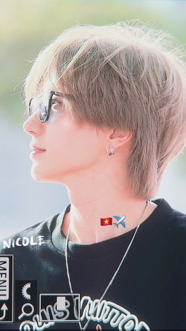 Super Junior đổ bộ Tân Sơn Nhất: Leeteuk cực phong độ, tân lang Ryeowook siêu "hack tuổi"- Ảnh 4. Super Junior đổ bộ Tân Sơn Nhất: Leeteuk cực phong độ, tân lang Ryeowook siêu "hack tuổi"- Ảnh 4.