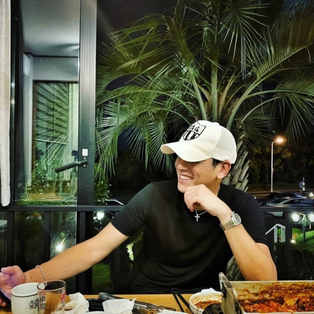 Mỹ nam bị đuổi khỏi showbiz vì tội lỗi khó tha thứ, hết thời vẫn sống sung sướng với khối tài sản khủng- Ảnh 8. Mỹ nam bị đuổi khỏi showbiz vì tội lỗi khó tha thứ, hết thời vẫn sống sung sướng với khối tài sản khủng- Ảnh 8.