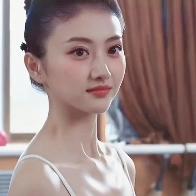 Phim cổ trang được 2 triệu fan hóng chờ, nữ chính là đệ nhất mỹ nhân đẹp ngang ngửa Lưu Diệc Phi- Ảnh 5. Phim cổ trang được 2 triệu fan hóng chờ, nữ chính là đệ nhất mỹ nhân đẹp ngang ngửa Lưu Diệc Phi- Ảnh 5.