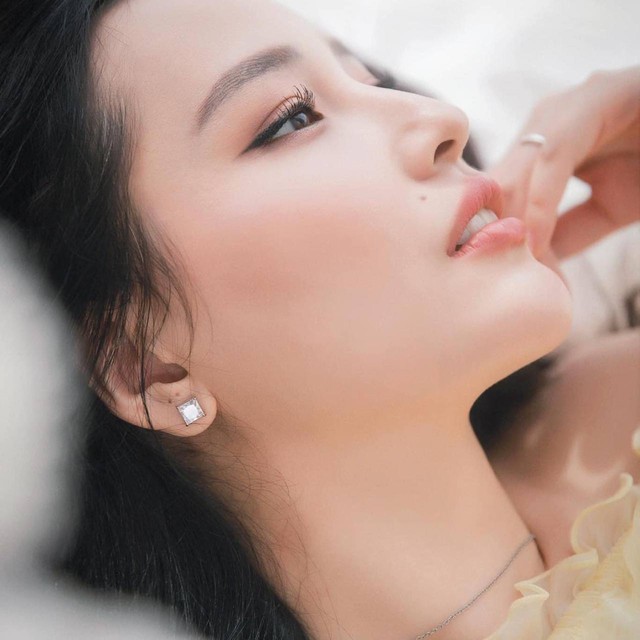 HOT: Hoa hậu Mai Phương Thúy lên xe hoa- Ảnh 2. HOT: Hoa hậu Mai Phương Thúy lên xe hoa- Ảnh 2.