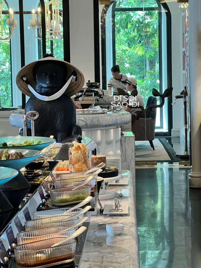 Cực HOT: Lee Jong Suk đang ở Đà Nẵng!- Ảnh 2. Cực HOT: Lee Jong Suk đang ở Đà Nẵng!- Ảnh 2.