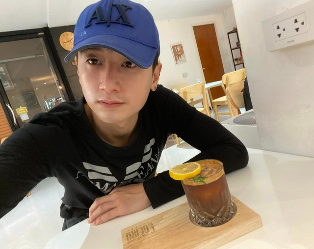 Nam diễn viên Việt hiện ra sao sau thông báo mắc HIV?- Ảnh 1. Nam diễn viên Việt hiện ra sao sau thông báo mắc HIV?- Ảnh 1.