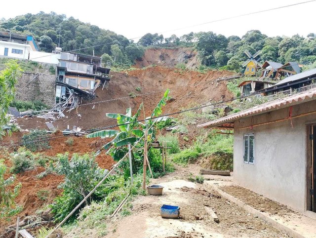 Xót xa hiện trường vụ sạt lở homestay khiến nhiều người thương vong tại Tà Xùa- Ảnh 8. Xót xa hiện trường vụ sạt lở homestay khiến nhiều người thương vong tại Tà Xùa- Ảnh 8.