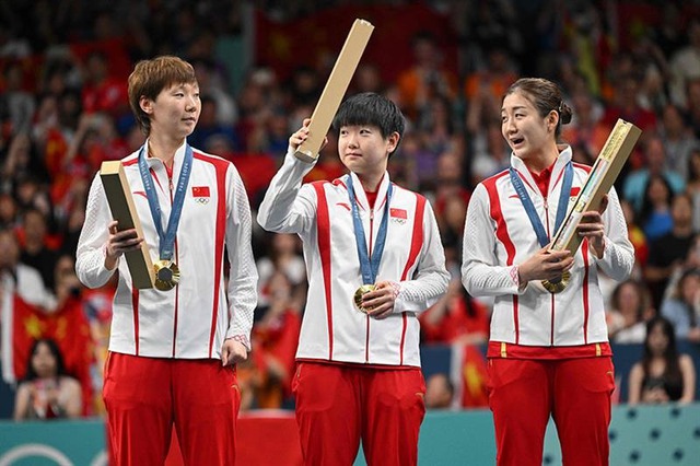 BXH chung cuộc Olympic 2024: Đoàn Mỹ vượt đoàn Trung Quốc theo kịch bản nghẹt thở chưa từng có- Ảnh 2. BXH chung cuộc Olympic 2024: Đoàn Mỹ vượt đoàn Trung Quốc theo kịch bản nghẹt thở chưa từng có- Ảnh 2.