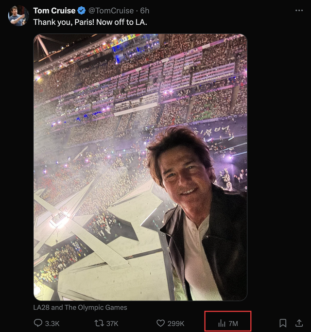 Bức ảnh selfie 7 triệu view của Tom Cruise trước khi nhảy từ độ cao 50m ở Lễ bế mạc Olympic- Ảnh 2. Bức ảnh selfie 7 triệu view của Tom Cruise trước khi nhảy từ độ cao 50m ở Lễ bế mạc Olympic- Ảnh 2.