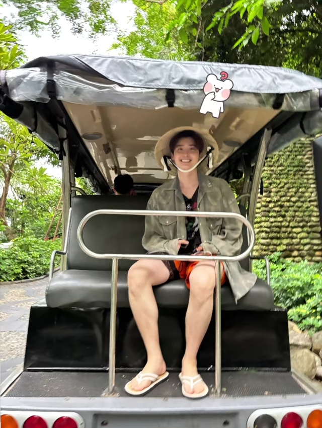 Lee Jong Suk "xả" ảnh du lịch Đà Nẵng với thái độ bất ngờ giữa nghi vấn chia tay IU- Ảnh 1. Lee Jong Suk "xả" ảnh du lịch Đà Nẵng với thái độ bất ngờ giữa nghi vấn chia tay IU- Ảnh 1.