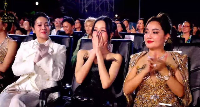 Toàn cảnh Chung kết Miss Grand Vietnam 2024: Âm nhạc và camera kém chuyên nghiệp, loạt chi tiết khó hiểu từ ứng xử đến kết quả!- Ảnh 26. Toàn cảnh Chung kết Miss Grand Vietnam 2024: Âm nhạc và camera kém chuyên nghiệp, loạt chi tiết khó hiểu từ ứng xử đến kết quả!- Ảnh 26.