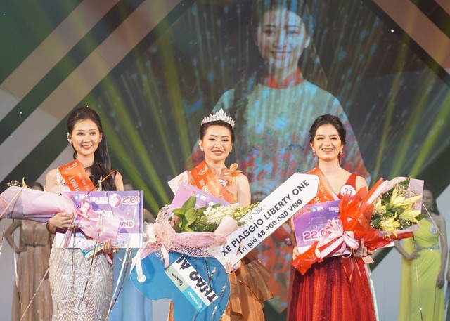 BTC Miss Grand VN làm rõ mối quan hệ thực sự với Hoa hậu Quế Anh: Mong người hâm mộ ngưng hạ bệ, bôi nhọ gây tổn thương- Ảnh 2. BTC Miss Grand VN làm rõ mối quan hệ thực sự với Hoa hậu Quế Anh: Mong người hâm mộ ngưng hạ bệ, bôi nhọ gây tổn thương- Ảnh 2.