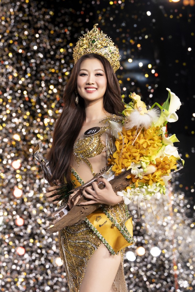Full phần thi ứng xử nhận "bão phẫn nộ" của Tân Miss Grand Vietnam Võ Lê Quế Anh- Ảnh 3. Full phần thi ứng xử nhận "bão phẫn nộ" của Tân Miss Grand Vietnam Võ Lê Quế Anh- Ảnh 3.