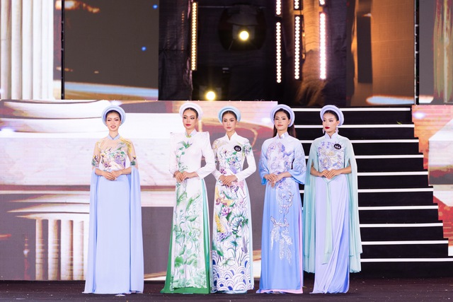 Toàn cảnh Chung kết Miss Grand Vietnam 2024: Âm nhạc và camera kém chuyên nghiệp, loạt chi tiết khó hiểu từ ứng xử đến kết quả!- Ảnh 12. Toàn cảnh Chung kết Miss Grand Vietnam 2024: Âm nhạc và camera kém chuyên nghiệp, loạt chi tiết khó hiểu từ ứng xử đến kết quả!- Ảnh 12.