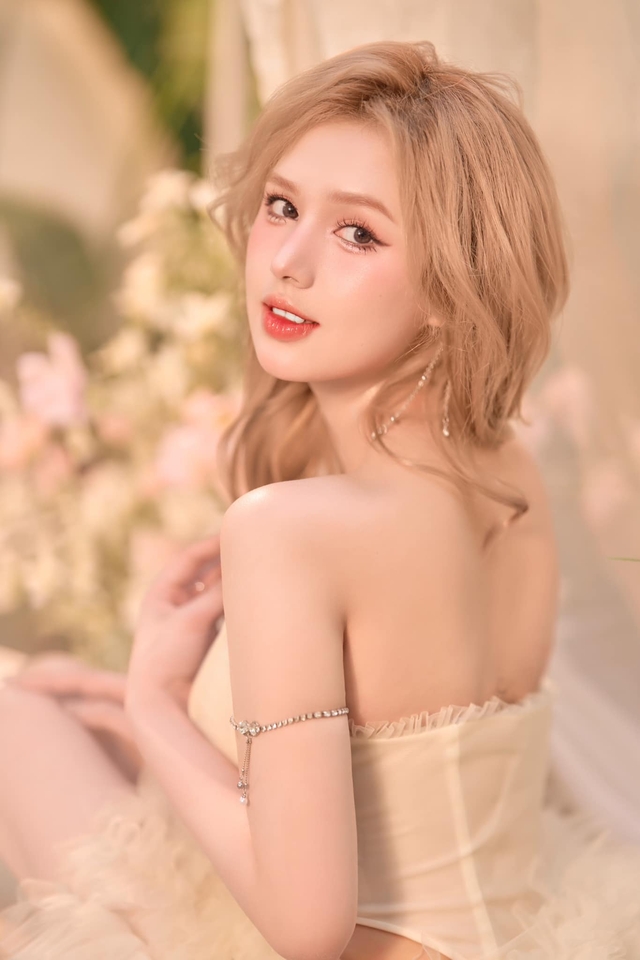 Xoài Non - Gil Lê dạo này: Lộ cả rổ hint yêu đương, gọi nhau bằng biệt danh đặc biệt- Ảnh 13. Xoài Non - Gil Lê dạo này: Lộ cả rổ hint yêu đương, gọi nhau bằng biệt danh đặc biệt- Ảnh 13.