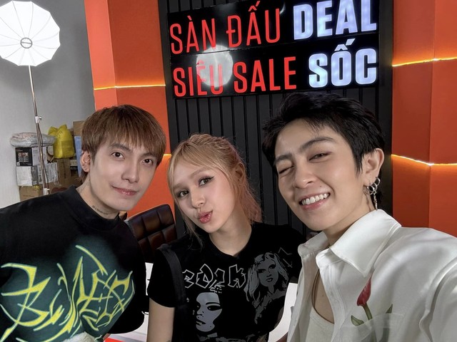 Xoài Non - Gil Lê dạo này: Lộ cả rổ hint yêu đương, gọi nhau bằng biệt danh đặc biệt- Ảnh 4. Xoài Non - Gil Lê dạo này: Lộ cả rổ hint yêu đương, gọi nhau bằng biệt danh đặc biệt- Ảnh 4.