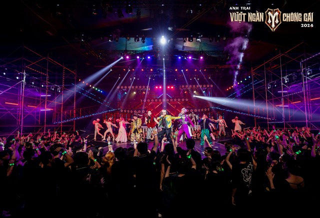 Giá quảng cáo gây bất ngờ của Anh trai vượt ngàn chông gai- Ảnh 25. Giá quảng cáo gây bất ngờ của Anh trai vượt ngàn chông gai- Ảnh 25.