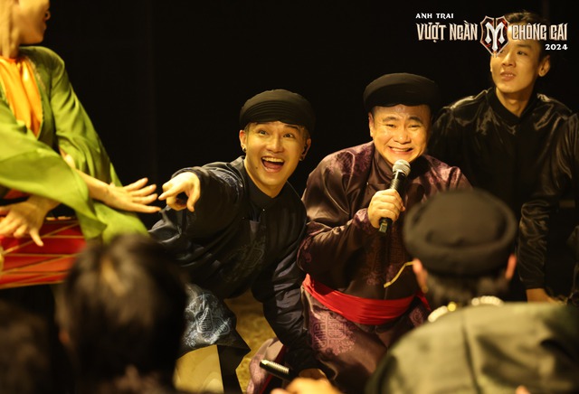 Giá quảng cáo gây bất ngờ của Anh trai vượt ngàn chông gai- Ảnh 4. Giá quảng cáo gây bất ngờ của Anh trai vượt ngàn chông gai- Ảnh 4.