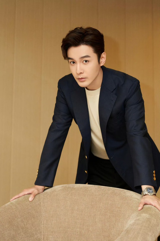 Sốc: Lộ file ghi âm nam diễn viên đình đám bị đồng nghiệp bóc bê bối mua dâm, phản bội vợ minh tinh hơn 6 tuổi- Ảnh 4. Sốc: Lộ file ghi âm nam diễn viên đình đám bị đồng nghiệp bóc bê bối mua dâm, phản bội vợ minh tinh hơn 6 tuổi- Ảnh 4.