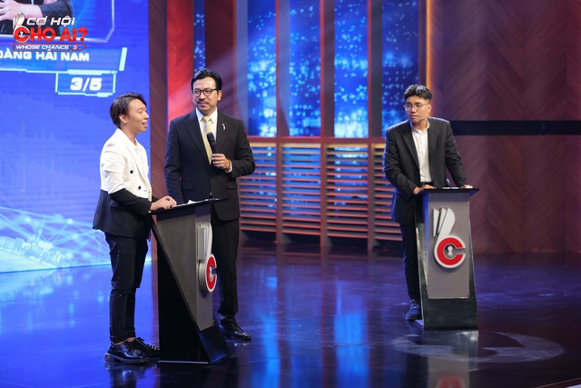 Ứng viên mới năm 3 đại học nhưng được sếp Hoàng Nam Tiến “khen” như kỹ sư 10 năm kinh nghiệm, từ chối 4 “big deal” để đầu quân cho ông lớn này - Ảnh 1. Ứng viên mới năm 3 đại học nhưng được sếp Hoàng Nam Tiến “khen” như kỹ sư 10 năm kinh nghiệm, từ chối 4 “big deal” để đầu quân cho ông lớn này - Ảnh 1.