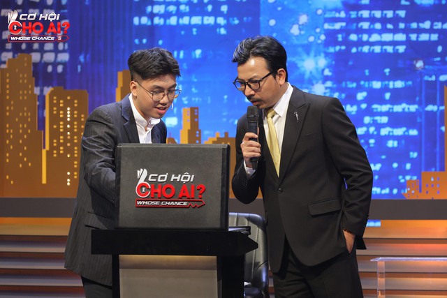 Ứng viên mới năm 3 đại học nhưng được sếp Hoàng Nam Tiến “khen” như kỹ sư 10 năm kinh nghiệm, từ chối 4 “big deal” để đầu quân cho ông lớn này - Ảnh 2. Ứng viên mới năm 3 đại học nhưng được sếp Hoàng Nam Tiến “khen” như kỹ sư 10 năm kinh nghiệm, từ chối 4 “big deal” để đầu quân cho ông lớn này - Ảnh 2.