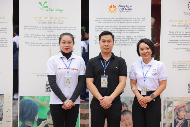 Triển lãm tôn vinh những “người hùng” bền bỉ hoạt động vì cộng đồng, lan tỏa dấu ấn tiên phong và nỗ lực phi thường - Ảnh 7. Triển lãm tôn vinh những “người hùng” bền bỉ hoạt động vì cộng đồng, lan tỏa dấu ấn tiên phong và nỗ lực phi thường - Ảnh 7.