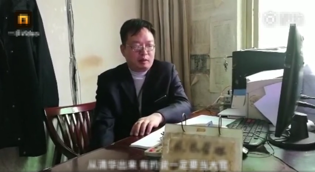 Học Đại học Thanh Hoa, người đàn ông nay về làm bảo vệ, kiếm 17 triệu đồng/tháng: Con người sẽ yên ổn khi biết hài lòng - Ảnh 2. Học Đại học Thanh Hoa, người đàn ông nay về làm bảo vệ, kiếm 17 triệu đồng/tháng: Con người sẽ yên ổn khi biết hài lòng - Ảnh 2.