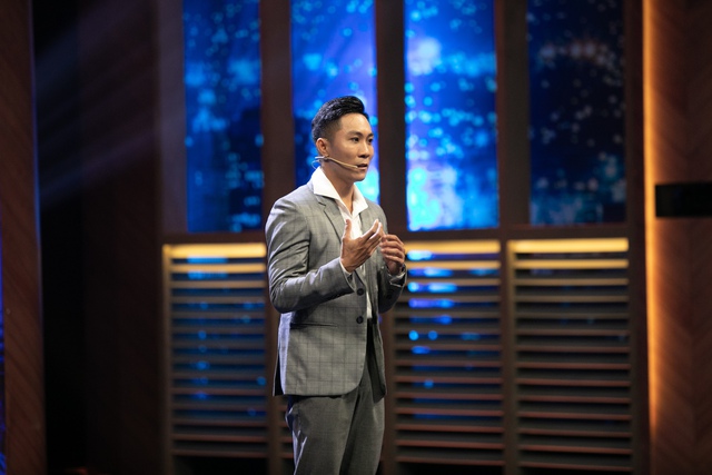 Ứng viên khiếm khuyết ngôn ngữ khiến Sếp Hữu Tiến và Sếp Hiếu phải “khẩu chiến” giành giật, chốt offer 18 triệu đồng với quyết tâm “vì sếp mà làm” - Ảnh 1. Ứng viên khiếm khuyết ngôn ngữ khiến Sếp Hữu Tiến và Sếp Hiếu phải “khẩu chiến” giành giật, chốt offer 18 triệu đồng với quyết tâm “vì sếp mà làm” - Ảnh 1.