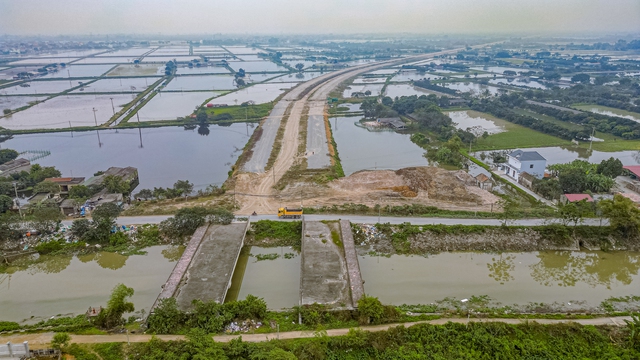 Tuyến đường dài 41 km trị giá 500 ha đất sắp được thông tuyến sau 16 năm ở Hà Nội - Ảnh 6.