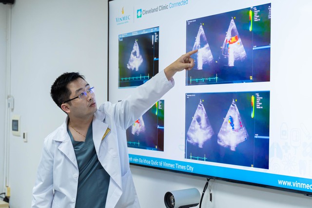Tiến sĩ Đặng Quang Huy nói về kỹ thuật phẫu thuật cực khó Tiến sĩ Đặng Quang Huy nói về kỹ thuật phẫu thuật cực khó