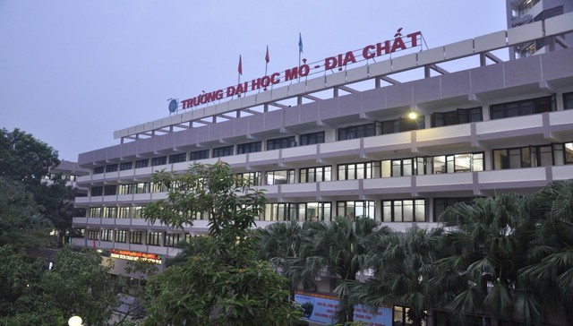 Không phải NEU hay FTU, trường ĐH này mới là “bệ phóng” giúp ông Phạm Nhật Vượng trở thành tỷ phú đô la: Học phí không quá 15 triệu/năm, từng đào tạo hơn 85.000 kỹ sư, cử nhân- Ảnh 4. Không phải NEU hay FTU, trường ĐH này mới là “bệ phóng” giúp ông Phạm Nhật Vượng trở thành tỷ phú đô la: Học phí không quá 15 triệu/năm, từng đào tạo hơn 85.000 kỹ sư, cử nhân- Ảnh 4.