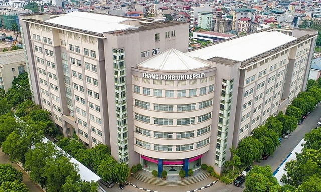 Không phải Kinh tế, đây mới là ngành học có điểm chuẩn cao nhất FTU năm 2023: 9,5 điểm/môn mới đỗ, 100% sinh viên có việc làm- Ảnh 5.