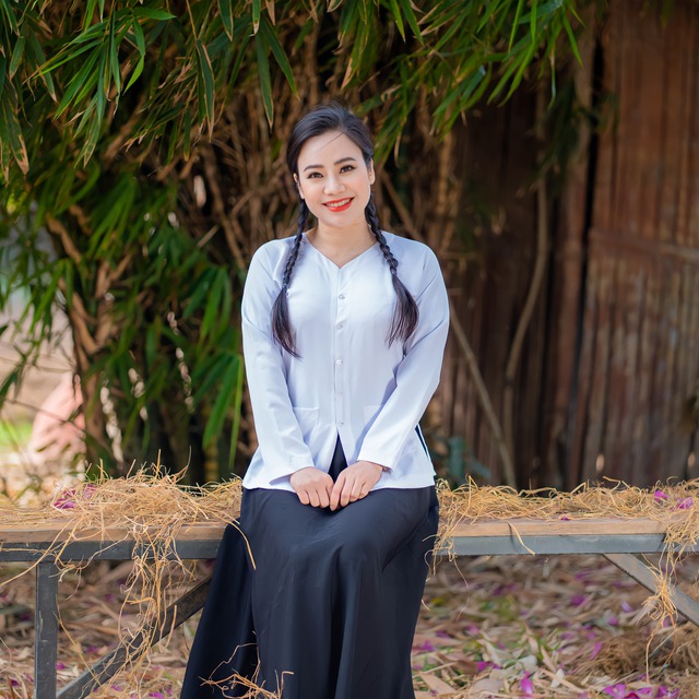 Nữ Trung tá được phong NSND ở tuổi 40: Được ví là ''Hoa khôi làng chèo'', từ giọng hát đến nhan sắc đều ngọt ngào, khó quên- Ảnh 3. Nữ Trung tá được phong NSND ở tuổi 40: Được ví là ''Hoa khôi làng chèo'', từ giọng hát đến nhan sắc đều ngọt ngào, khó quên- Ảnh 3.