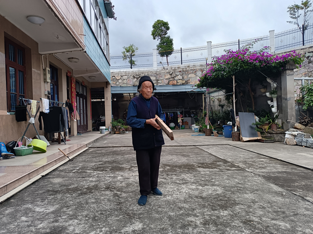 Cụ bà sống thọ 107 tuổi nhờ 2 thói quen 0 đồng: Không phải kiêng ăn hay tập thể dục- Ảnh 1. Cụ bà sống thọ 107 tuổi nhờ 2 thói quen 0 đồng: Không phải kiêng ăn hay tập thể dục- Ảnh 1.