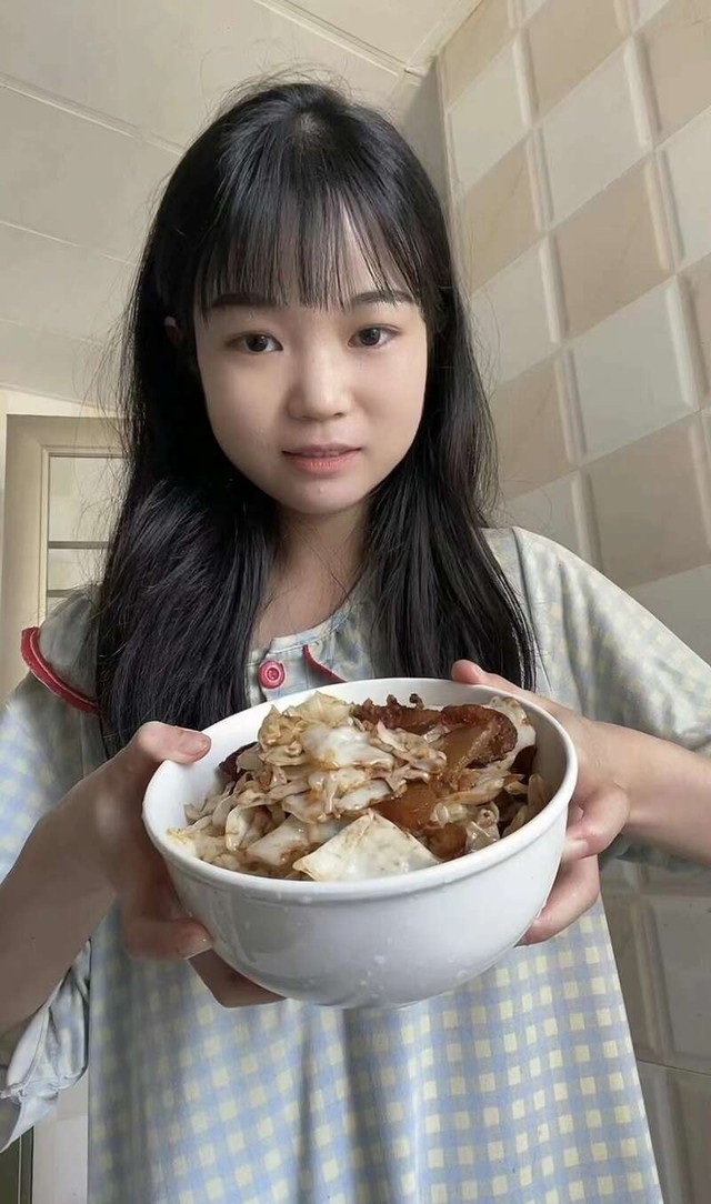Cô gái 26 tuổi thất nghiệp vẫn mua nhà hơn 2,8 tỷ đồng, ô tô gần 700 triệu đồng: Tiền có được nhờ thói quen từ nhỏ này
- Ảnh 3. Cô gái 26 tuổi thất nghiệp vẫn mua nhà hơn 2,8 tỷ đồng, ô tô gần 700 triệu đồng: Tiền có được nhờ thói quen từ nhỏ này
- Ảnh 3.
