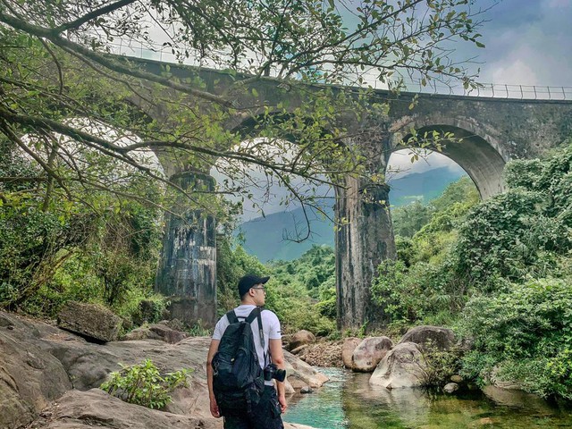 Việt Nam có 1 điểm đến lọt top vịnh đẹp nhất thế giới, cách thành phố chỉ 25km, được ví như 