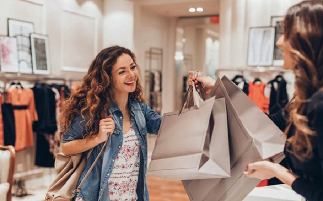 3 loại tiền người giàu nhất định không tiêu, người nghèo lại thích ''ném qua cửa sổ'': Bảo sao cuộc sống ngày càng khốn khó- Ảnh 2. 3 loại tiền người giàu nhất định không tiêu, người nghèo lại thích ''ném qua cửa sổ'': Bảo sao cuộc sống ngày càng khốn khó- Ảnh 2.