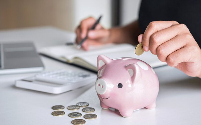 3 loại tiền người giàu nhất định không tiêu, người nghèo lại thích ''ném qua cửa sổ'': Bảo sao cuộc sống ngày càng khốn khó- Ảnh 1. 3 loại tiền người giàu nhất định không tiêu, người nghèo lại thích ''ném qua cửa sổ'': Bảo sao cuộc sống ngày càng khốn khó- Ảnh 1.