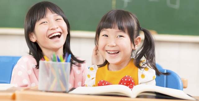 Giáo viên 30 năm trong nghề nói thẳng: Trẻ có EQ cao thường sở hữu 5 đặc điểm này, con bạn trúng mấy cái?- Ảnh 2. Giáo viên 30 năm trong nghề nói thẳng: Trẻ có EQ cao thường sở hữu 5 đặc điểm này, con bạn trúng mấy cái?- Ảnh 2.