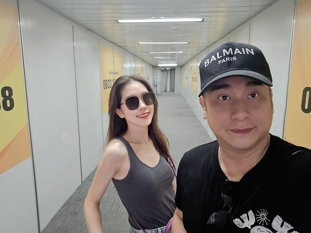 Nhan sắc vợ hot girl kém 13 tuổi của Phó Giám đốc Trường quay Cổ Loa- Ảnh 2.