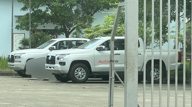 Đại lý nhận đặt cọc Mitsubishi Triton 2024: Nhập khẩu Thái Lan, dự kiến tháng 9 về nước- Ảnh 4. Đại lý nhận đặt cọc Mitsubishi Triton 2024: Nhập khẩu Thái Lan, dự kiến tháng 9 về nước- Ảnh 4.